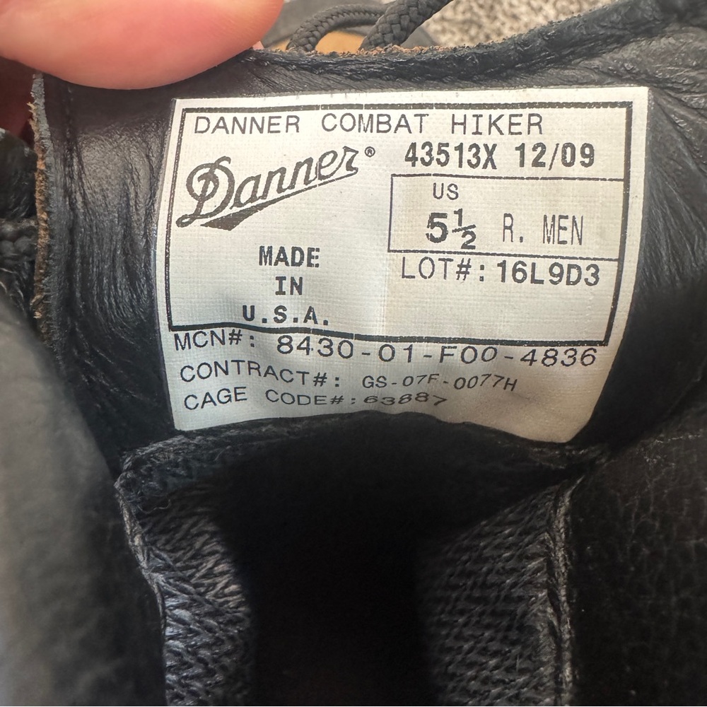 Danner Combat Hiker Boots Brown Leather Waterproof Vibram Sole Size Men 5.5 - Picture 5 of 9